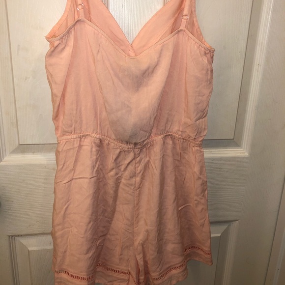 Romper - Picture 5 of 6